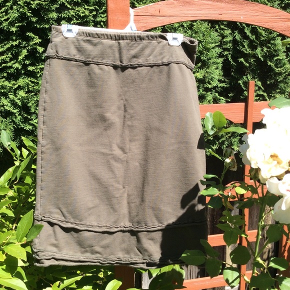 Neon Buddha skirt pencil style elastic waistband - Picture 1 of 4